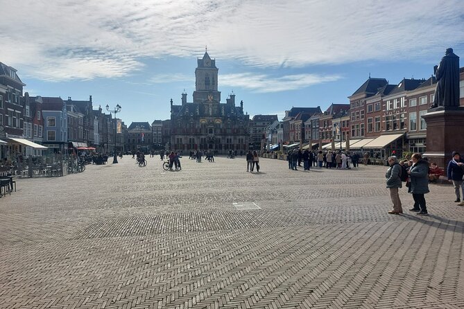Private Walking Tour of Delft: Dive into the Dutch Golden Age - Guide impact in plain terms: Robin and Matyas-style hosting