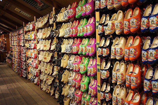 Private Zaanse Schans & Volendam Tour: Windmills, Cheese & Clogs - How the private format makes this day easier