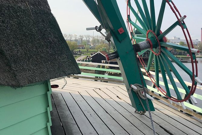 Private Zaanse Schans Windmills and Volendam Tour from Amsterdam - Price and logistics: does this $337.61-per-person private tour make sense?