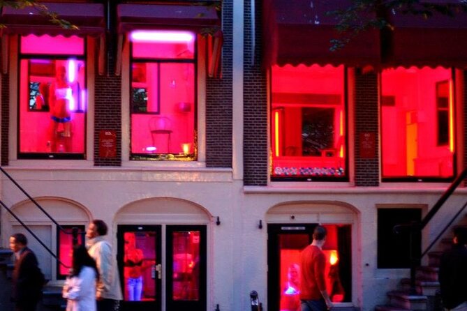 Red Light District Primetime Private Tour for 18+ Only - A Short Mental Reset at Fo Guang Shan He Hua Temple