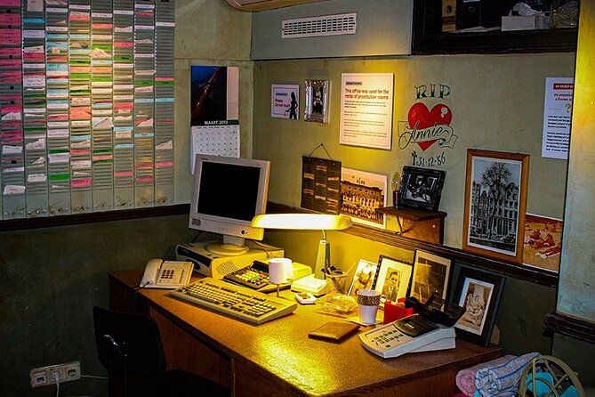 Red Light Secrets: Museum of Prostitution Amsterdam - The audio experience: Inga’s stories (and when staff like Kevin help)