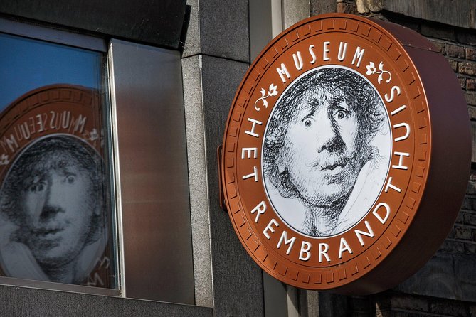 Rembrandt House & Neighborhood Exclusive Guided Walking Tour - Stop-by-stop: canals, guilds, monuments, and then the house