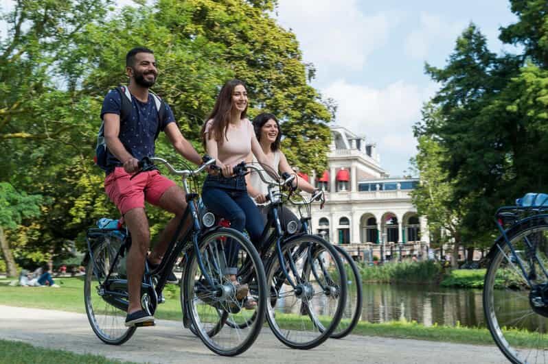 Rent a bike in Amsterdam | 1, 2, 3+ hours - Safety in Amsterdam Traffic: Lights, Bell, and How to Test the Brakes