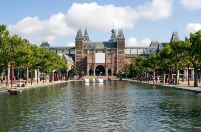 Rijksmuseum Amsterdam Small-Group Tour with Private Upgrade - Crowds, Walking, and Headsets: Tips That Make This Tour Easier