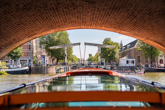 Ripley's Believe It or Not Amsterdam & 1-Hour Canal Cruise - The cruise route highlights: Dam Square, Westerkerk, and Magere Brug