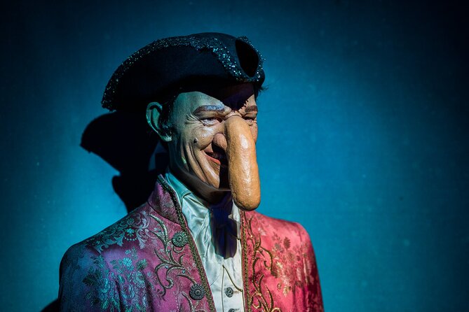 Ripley's Believe It or Not! Amsterdam Admission Ticket - The lounge and break plan: use Dam Square as your reset button