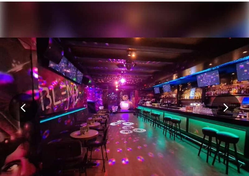 Rockstar for an hour: VIP DJ workshop in a real club - Entering The Club Booth Before Anyone Else