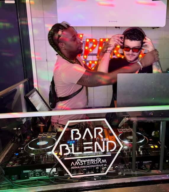 Rockstar for an hour: VIP DJ workshop in a real club - Pioneer DJ XDJ-RX3: Learning Rhythm, Beat Matching, and Mixing