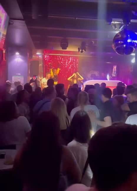 Rockstar for an hour: VIP DJ workshop in a real club - Meeting at the Bar for a Free Shot and a Quick Start