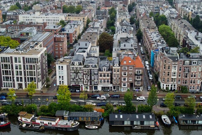 Romantic Dinner in the Dark Amsterdam - Alcohol, Water, and Pairing Options
