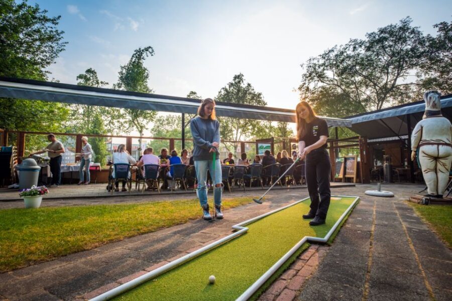 Rotterdam: 18-Hole Mini-Golf Game - Where Euromast Park Puts Outdoor Mini-Golf in Central Rotterdam