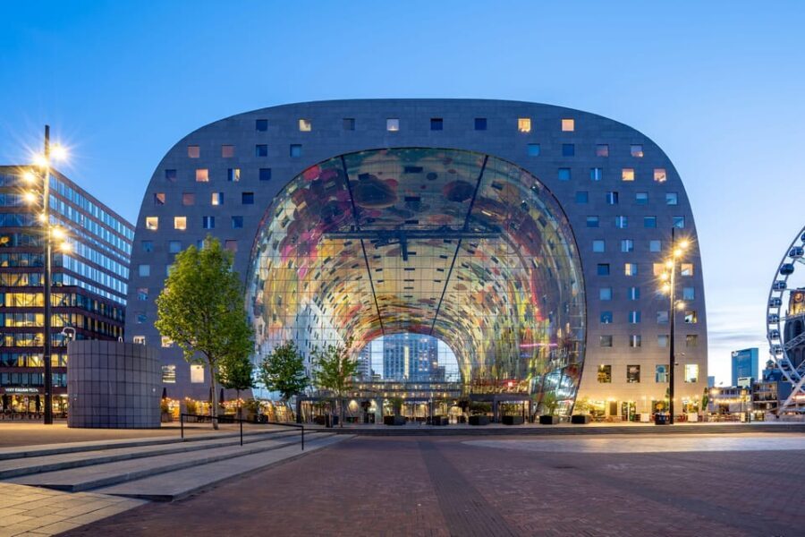 Rotterdam: Capture the most Photogenic Spots with a Local - Walking into Rotterdam with a local photo plan
