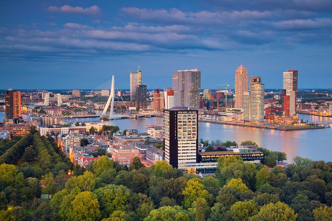 Rotterdam: City Walk Audio Guide in 7 Languages on your Phone - Stop-by-Stop Highlights: Sint-Laurenskerk to the Erasmus Bridge Area