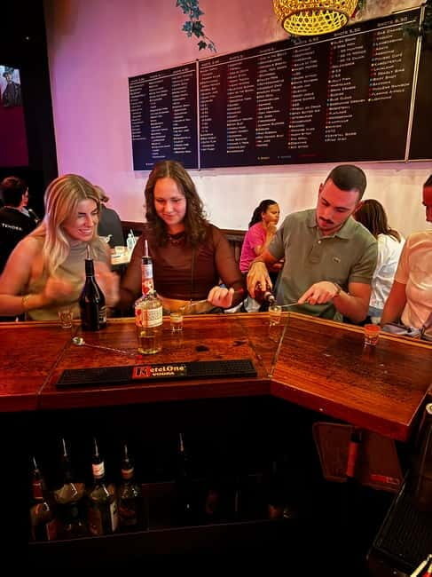 Rotterdam: Cocktail Workshop - Exactly what you make in 1.5 hours: 2 cocktails or 6 shots