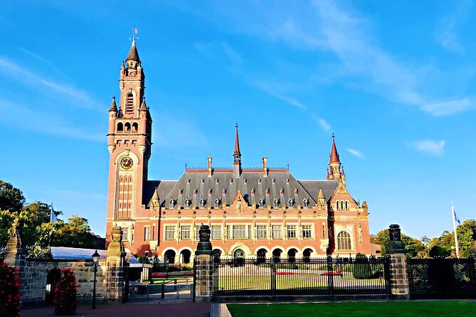 Rotterdam, Delft, The Hague Day Tour Incl. Madurodam/Royal Delft - When guides make the difference: what to look for on the day