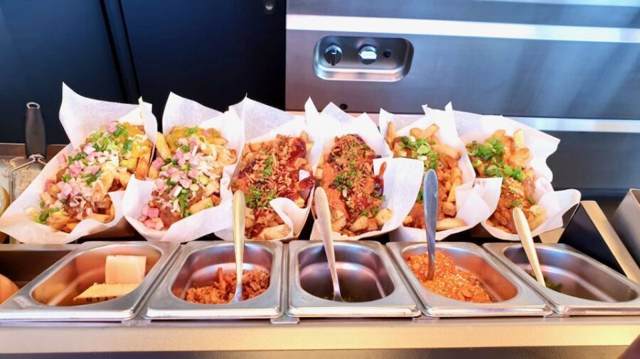 Rotterdam: Guided Walking Food Tour - Rotterdam Centraal to food stops: the vibe and the setup
