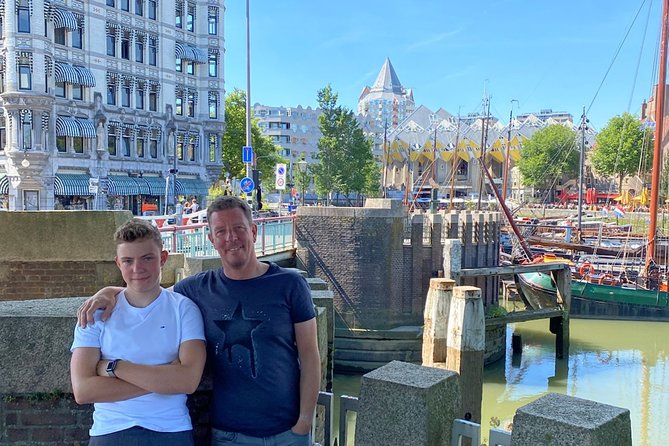 Rotterdam Highlights & Spies: Interactive City Game - Getting started at Rotterdam Centraal and finishing at Spanjaardsbrug