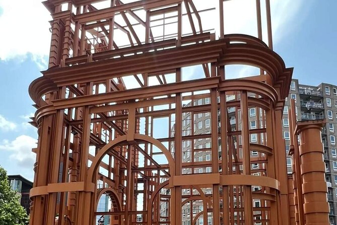 Rotterdam: Private Tour with Local Guide + Cube House visit - Kijk-Kubus Museum-house: what a Piet Blom cube means inside