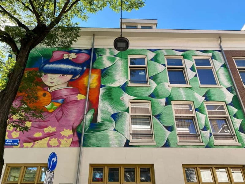 Rotterdam Street Art tour: Including specialised guide - Meeting point at Rotterdam Central Station: easy start, smoother trip