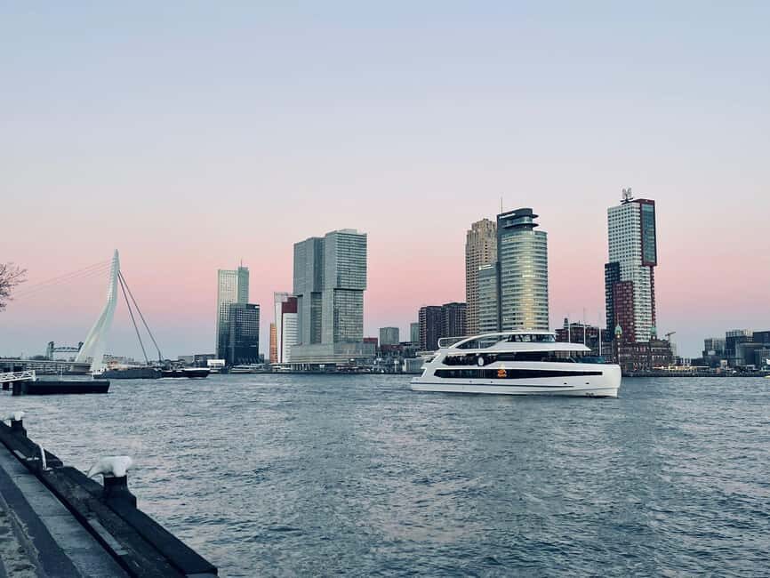 Rotterdam: Summer Evening Cruise with Live Entertainment - Boarding the Princess Amalia: what the “luxury event yacht” feels like