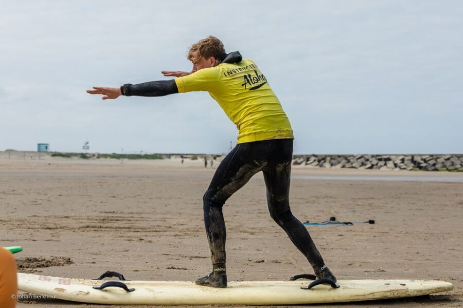 Scheveningen Beach: 1,5-Hour Surf Experience for Adults - Key highlights worth marking on your day