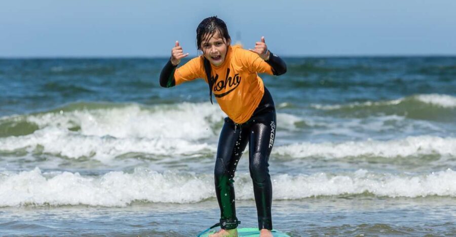 Scheveningen Beach: 1,5-Hour Surf Experience for kids - Scheveningen kids surf lessons: why these Dutch waves are a smart choice