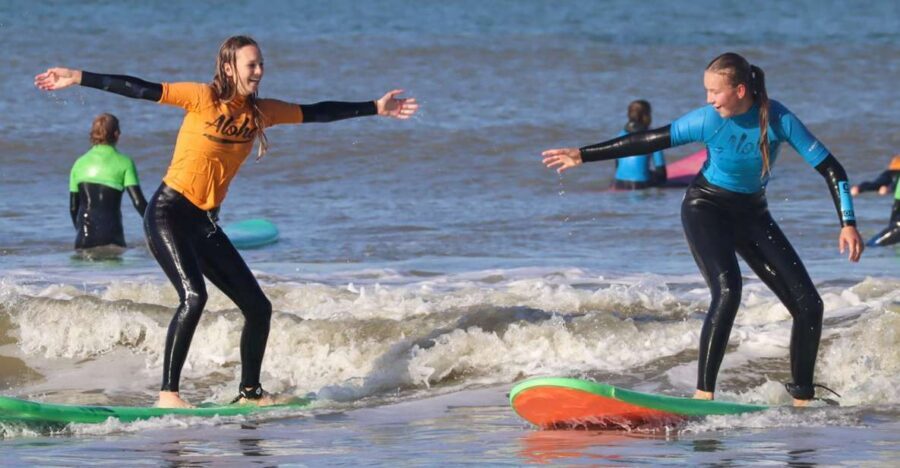 Scheveningen Full-day Surfing lessons with Lunch - Hitting the Waves: Your First Session on the Board