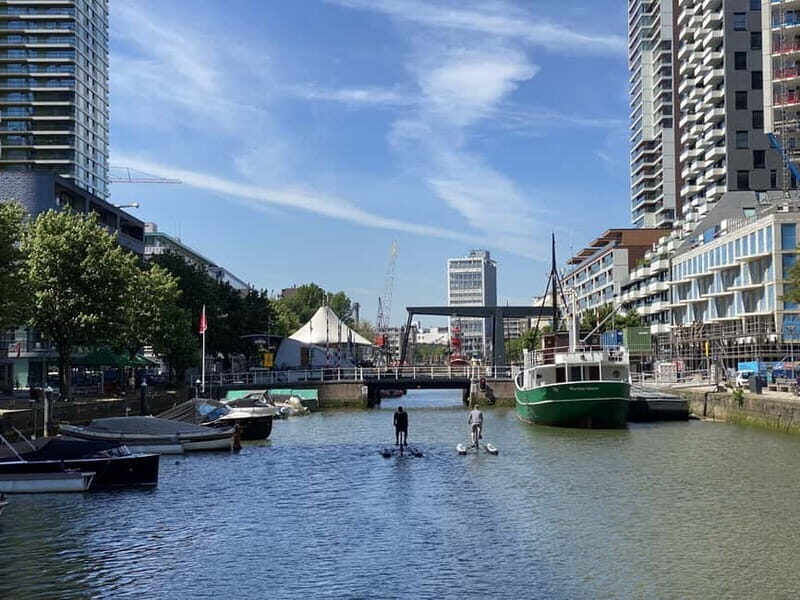 Schiller Water Bike Rental in Maritime District Rotterdam - How the Schiller Water Bike Fits Riders and Passengers