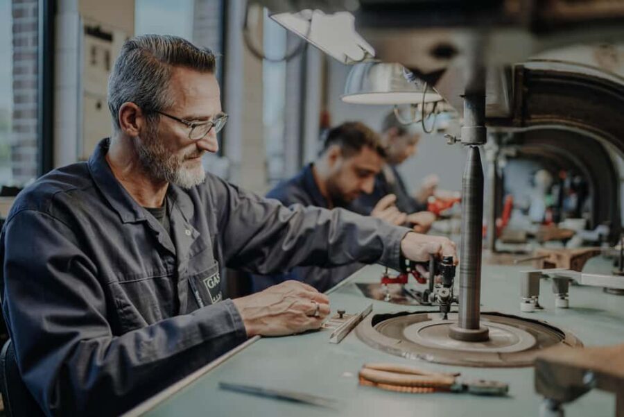 See Diamonds In Style Tour - A steam-powered diamond tour in North Holland (and why it feels different)