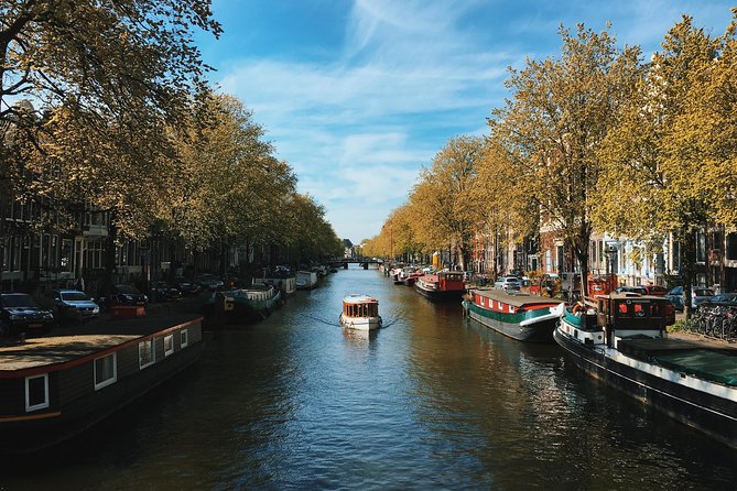 See Shoot Share | Photo Tour - The Amsterdam Canal Ring: phone-friendly tips that actually improve shots