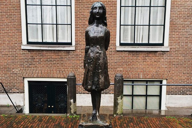 Self-Guided Audio Tour Holocaust Series: The Jewish Quarter - Starting at Verzetsmuseum: setting the tone before the Jewish Quarter story