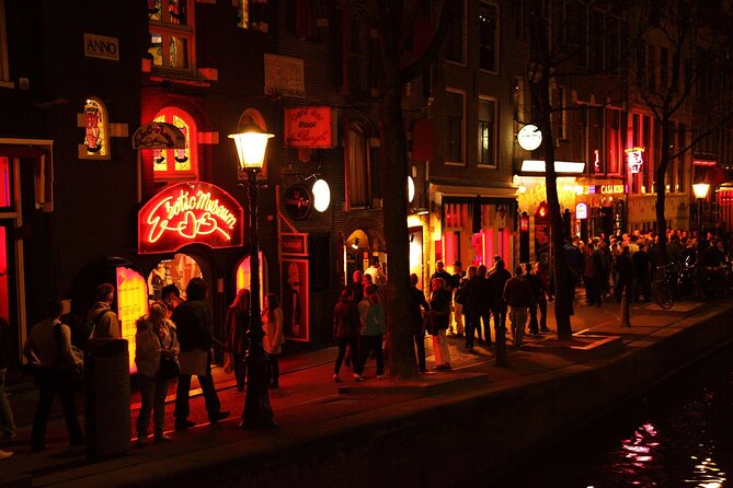 Self-Guided Audio Tour of The Red Light District - Price and time: what $6.72 buys you in Amsterdam