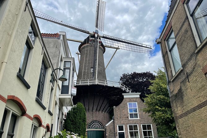 Self-Guided Walking Tour of Gouda: Canals, Colonies, and Cheese - How the VoiceMap GPS walk really works in Gouda