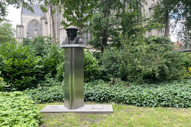 Self-Guided Walking Tour of Gouda: Canals, Colonies, and Cheese - Stadhuis van Gouda: Gothic architecture with a fire-smart reason