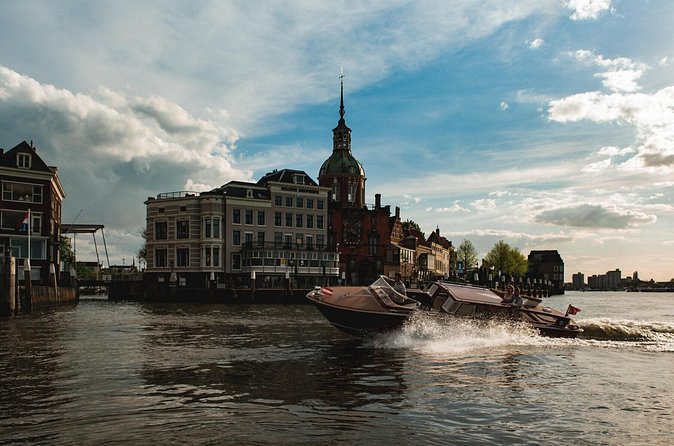 Shared Guided Walking & Boat Tour Through Historical Dordrecht - Price and value: what $44.14 gets you in Dordrecht