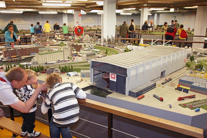 Skip the Line: Entrance Ticket to Miniworld Rotterdam - Extra Worlds: Britain and Scotland Inside the Build