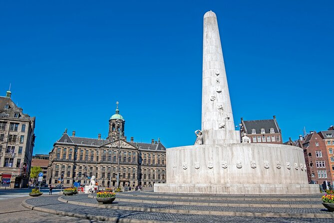 Skip-the-line Royal Palace of Amsterdam Private Guided Tour - Nieuwe Kerk and the National Monument: Gothic drama with a timed slot