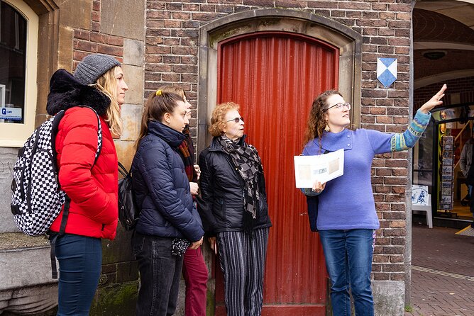 Small Group LGBTQ+ History Tour in Amsterdam - Stop 3: Koningsplein and the Name the Catholic Church Tried to Keep Quiet
