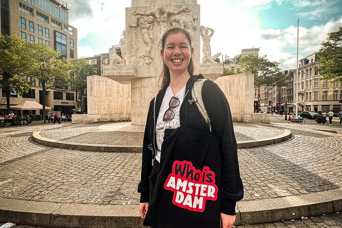Small Group Walking Tour - Hello Amsterdam - Guides, games, and why the route works in only two hours