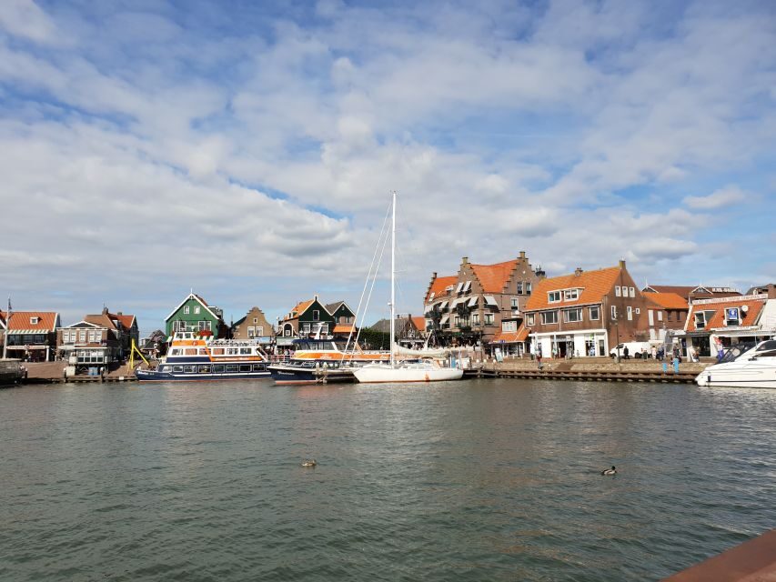 Small Group Zaanse Schans & Volendam Tour w/ Hotel Pick up - Volendam on Foot: Old Port Walks, Regional Seafood, and Local Costume Fun
