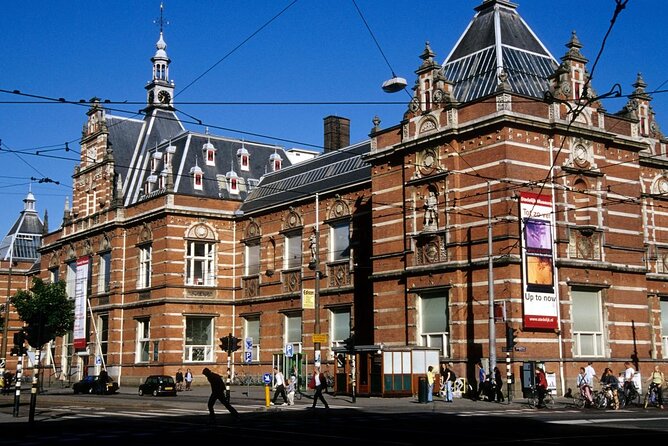 Stedelijk Museum Amsterdam: Modern and Contemporary Art - Stedelijk Museum Amsterdam: modern art with a clear storyline