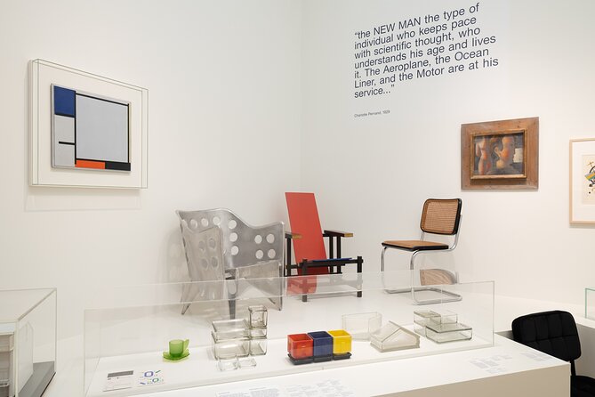 Stedelijk Museum Amsterdam: Modern and Contemporary Art - Using the included audio tour to actually understand what you’re seeing