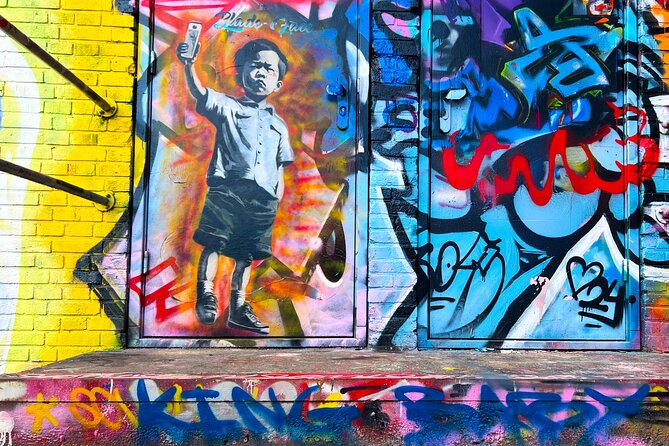 Street Art Walking Tour, private local Dutch guide - Grachtengordel-West and the UNESCO Canal Ring: When Street Art Meets 17th-Century Townhouses