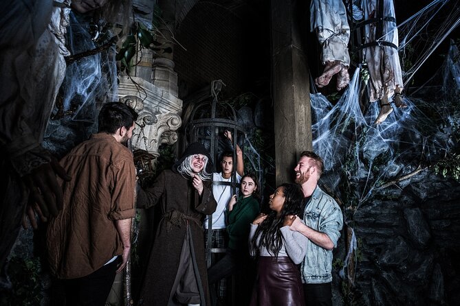 The Amsterdam Dungeon Entrance Ticket - The walkthrough experience: what the pacing feels like