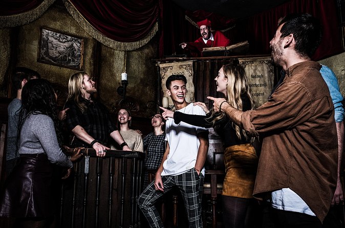 The Amsterdam Dungeon Entrance Ticket - Seven live dungeon shows: why the actors matter