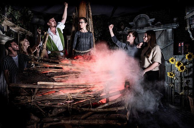 The Amsterdam Dungeon Entrance Ticket - The big set pieces: Mirror Maze and the Torture Chamber