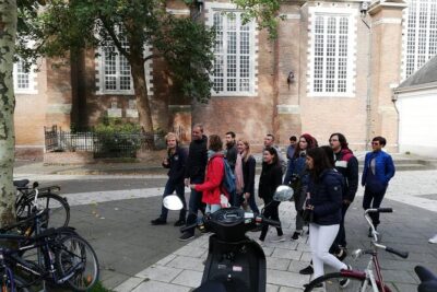 The Anne Frank Tour (Jewish Neighborhood & Amsterdam during WWII) - Outside the Anne Frank House: what you get without tickets