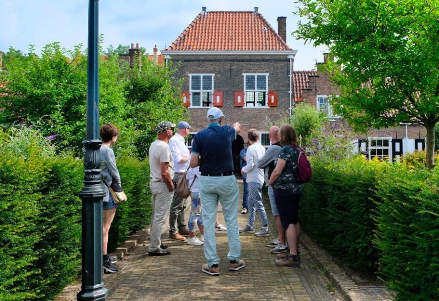 The Hague: Courtyard Walking Tour - Meeting at ’t Goude Hooft: Getting Started on the Right Foot