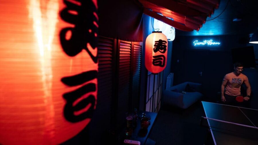 The Hague: Ping Pong Table Rental at a Secret Ping Pong Bar - How the play actually feels: friendly competition without the crowd