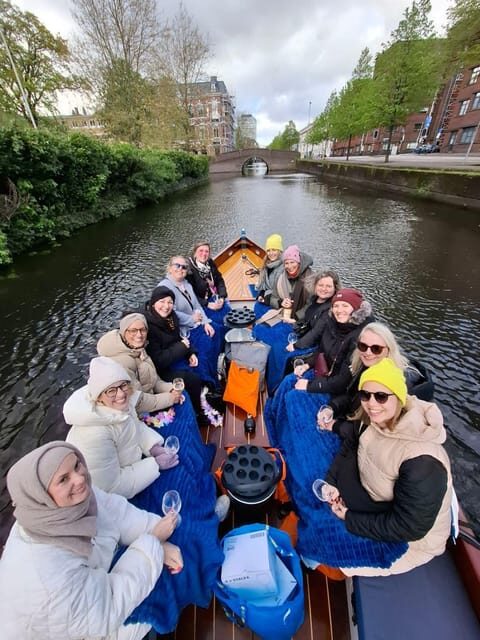 The Hague: Private Boattour up to 10 persons - Practical tips that actually help on board